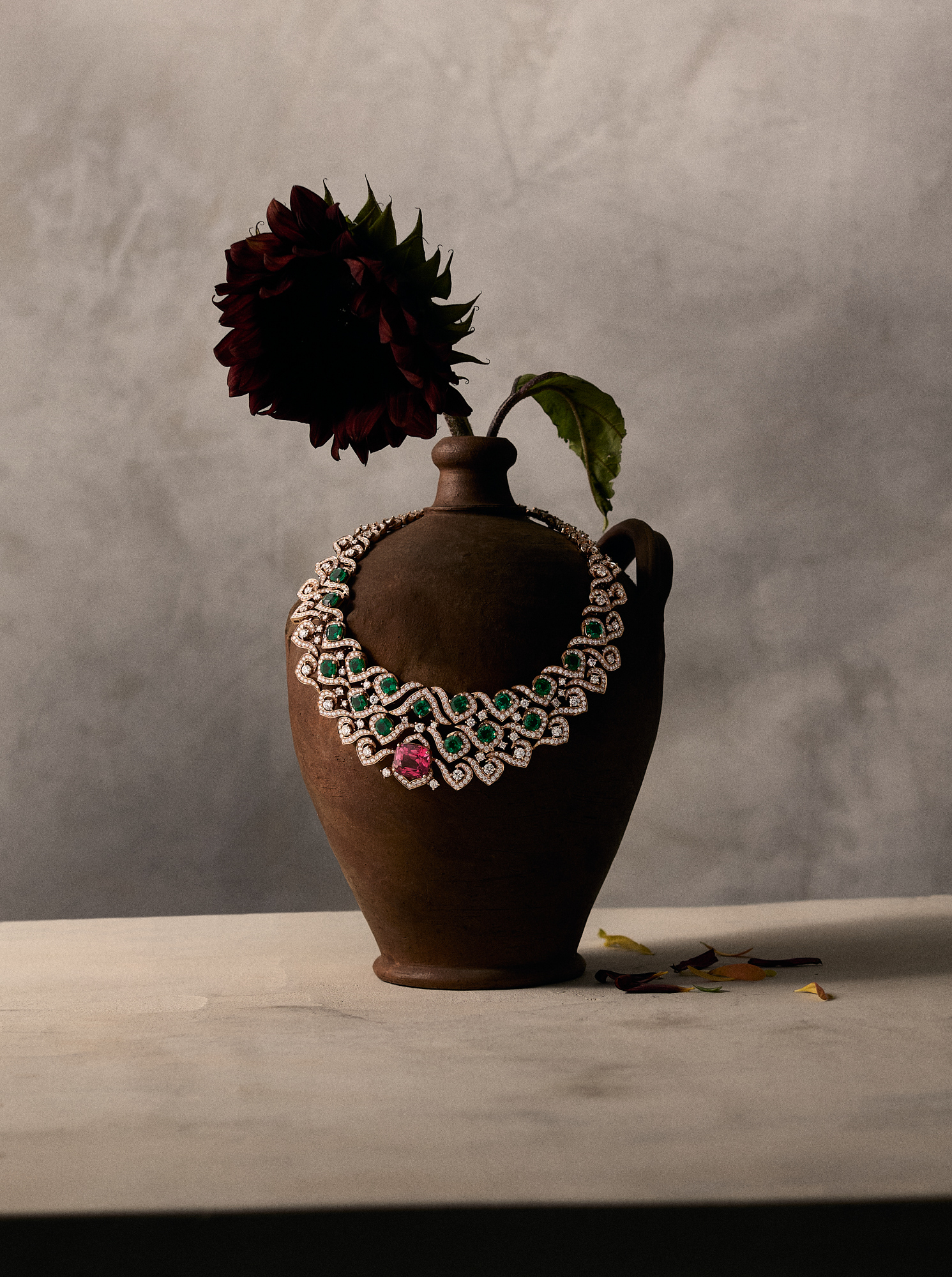 Talent and Partner, Nathan Robin: PalaceScope (Fig. 1)