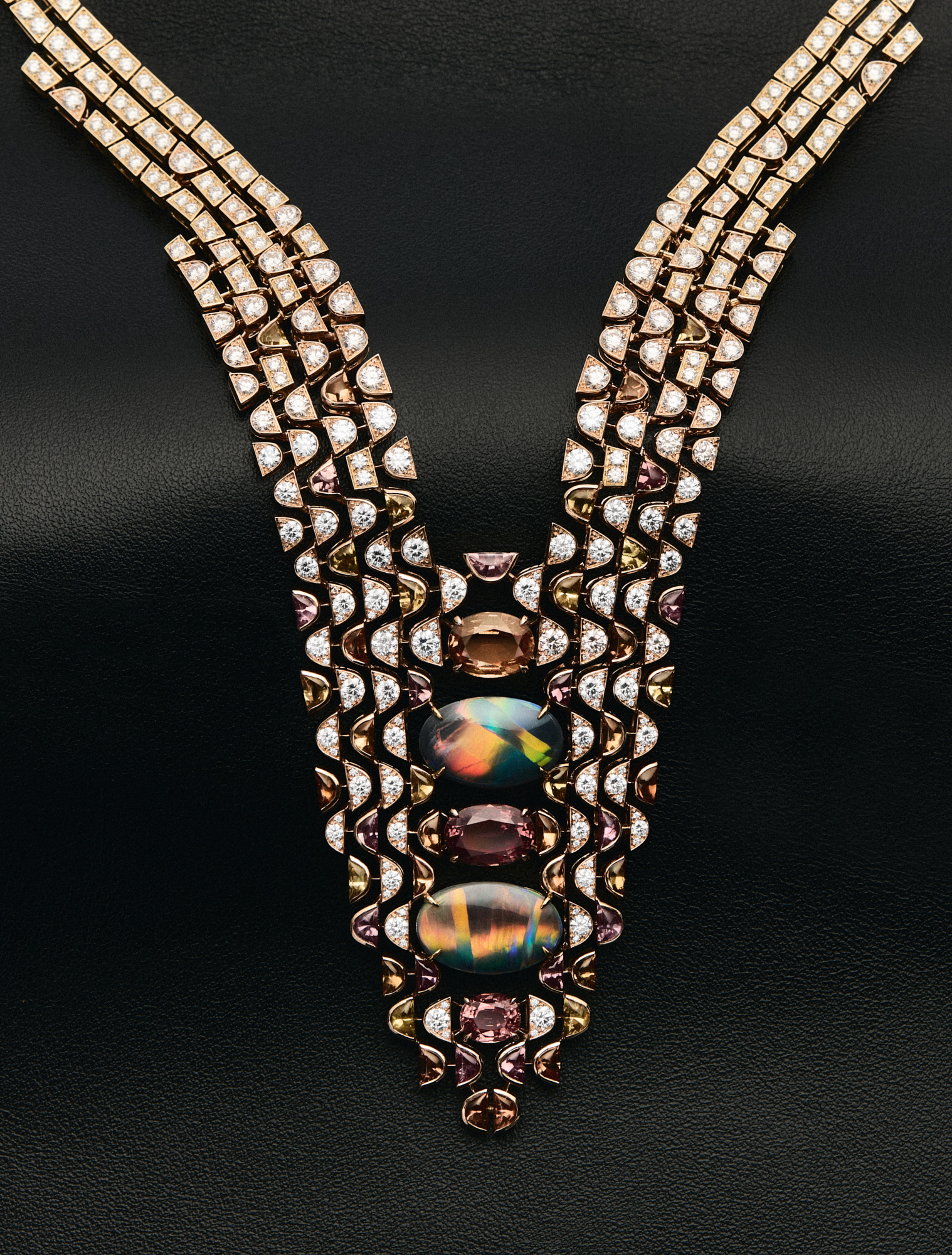 Talent and Partner, Nathan Robin: Mojeh (Fig. 4)