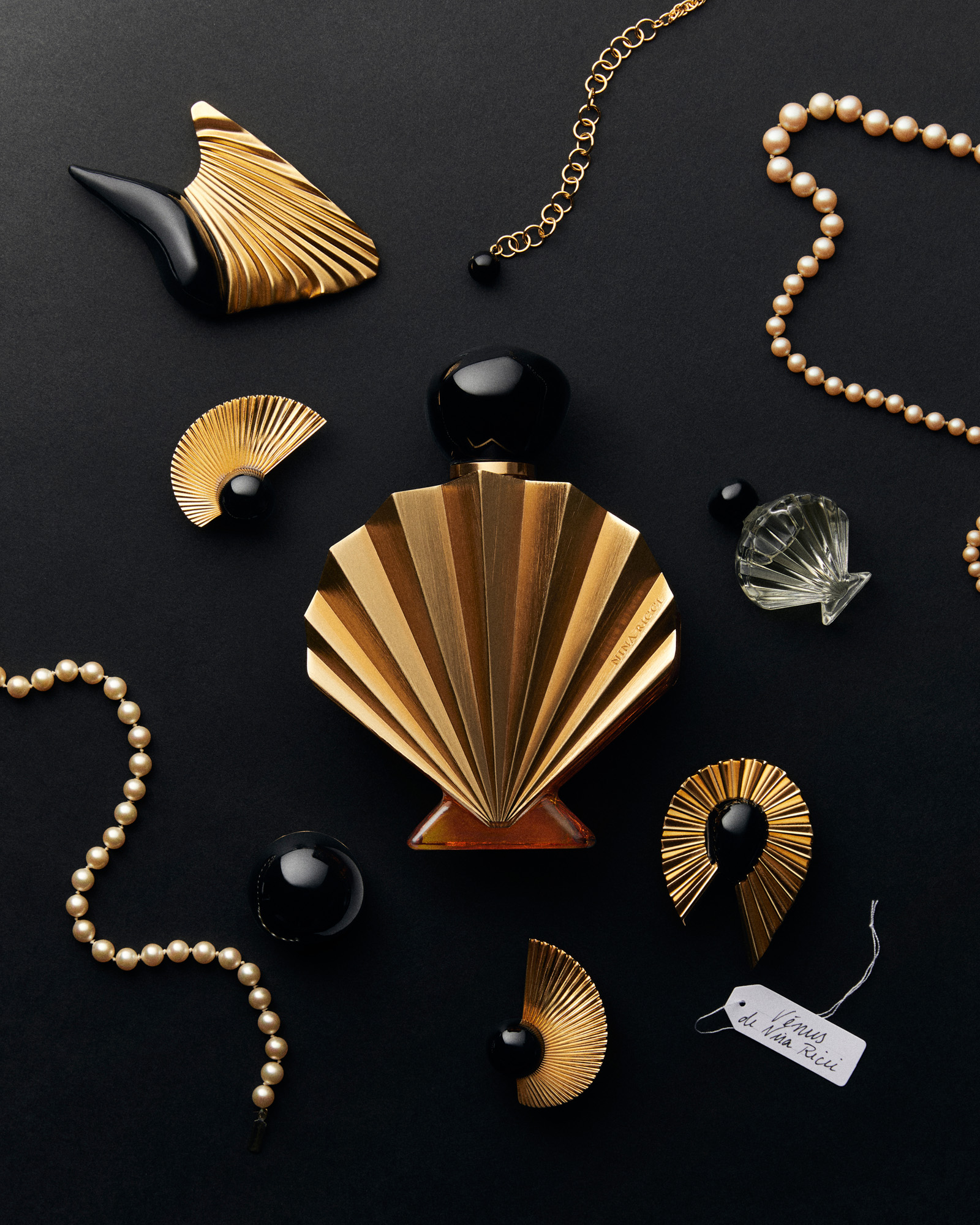 Talent and Partner, Nathan Robin: Nina Ricci — Vénus (Fig. 4)