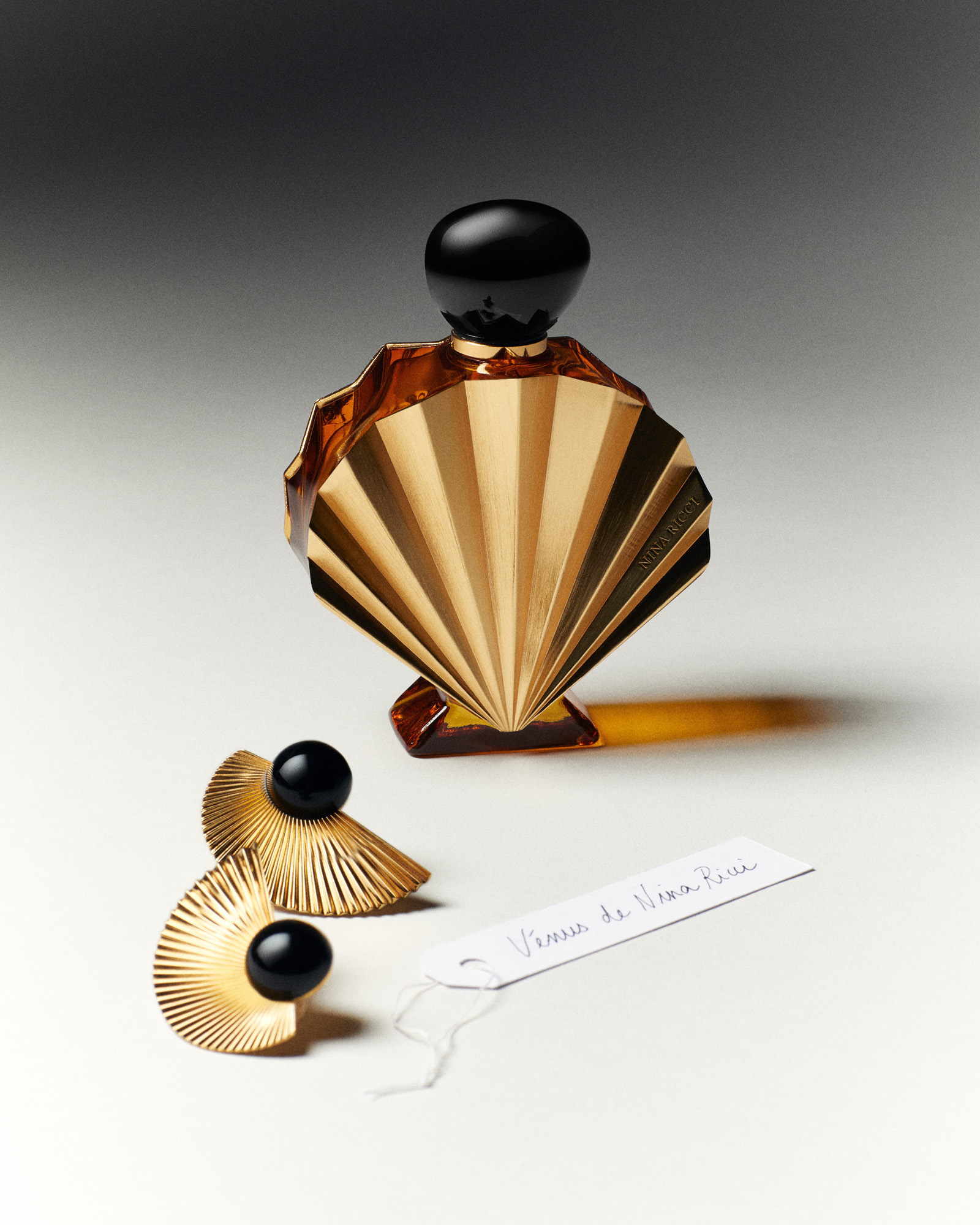 Talent and Partner, Nathan Robin: Nina Ricci — Vénus (Fig. 1)